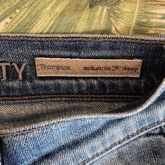 Citizens of Humanity Thompson Midrise Skinny 29” - Picture 6 of 7